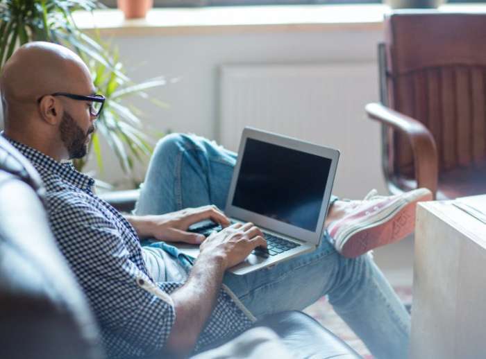 built-in marketing features to quickly deliver voicemails, postcards, emails and online ads directly to your prospects 